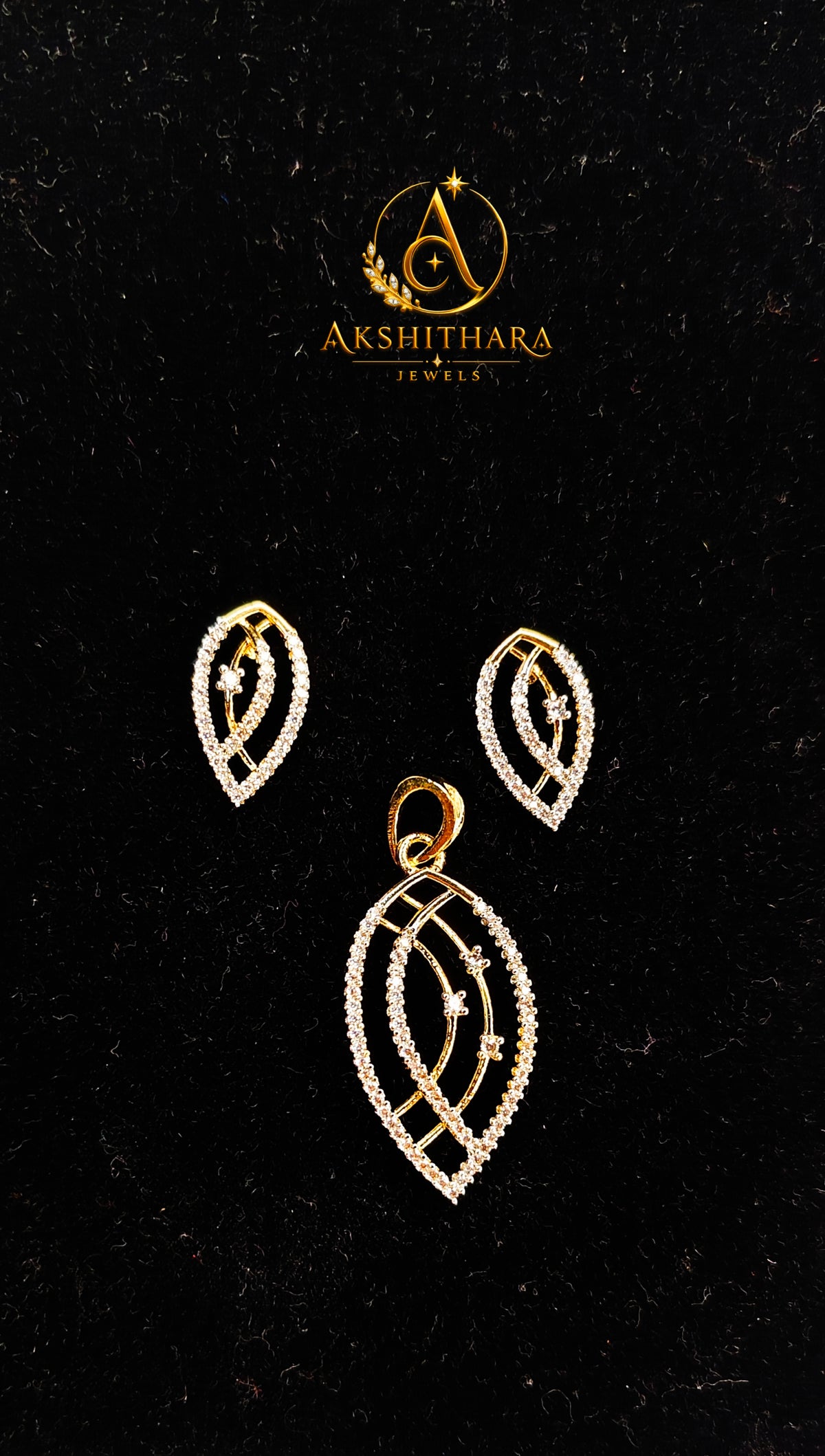 Ziva Diamond Replica with Chain