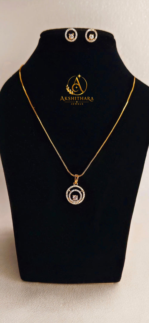 Aira Diamond Replica with Chain