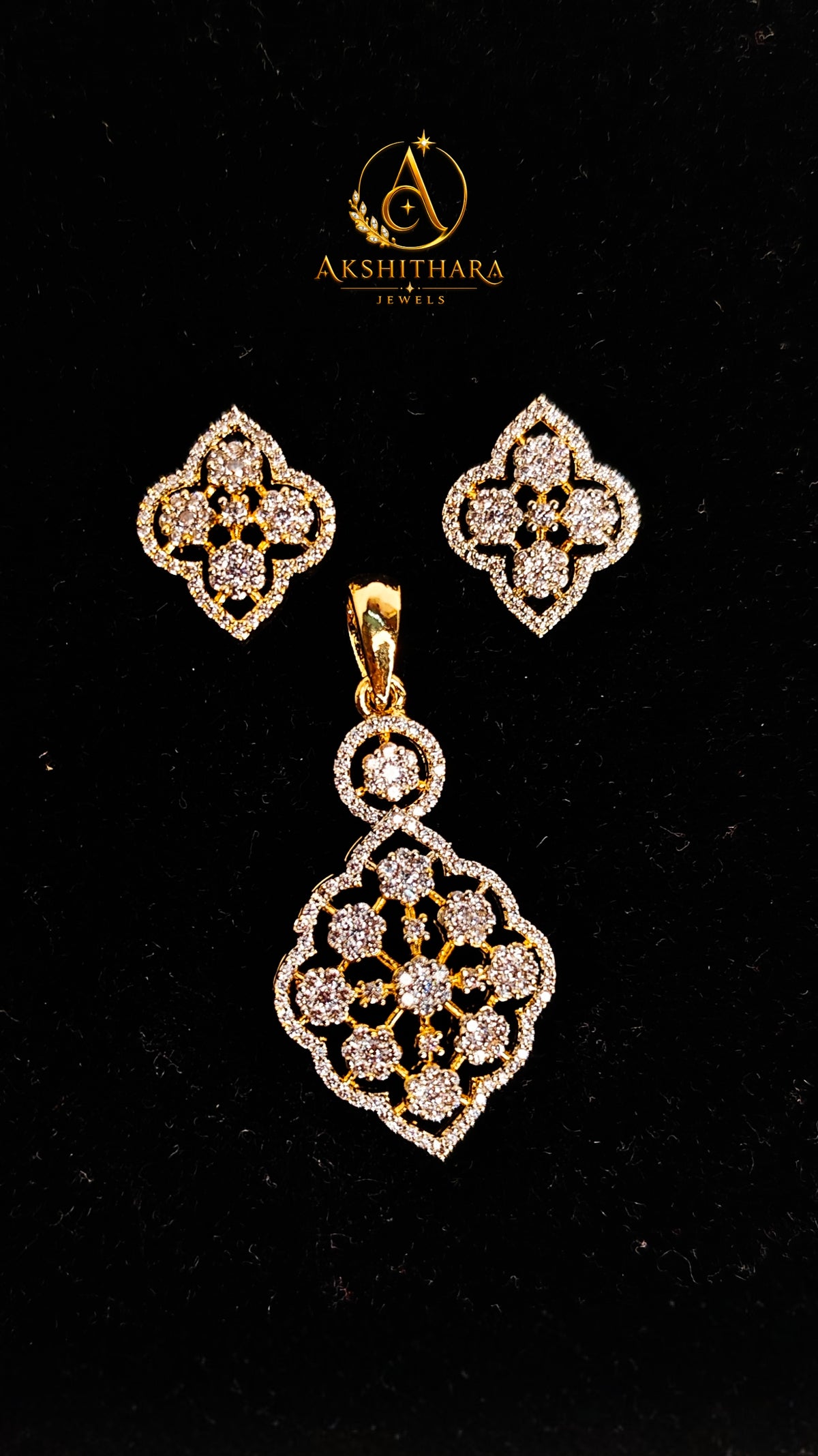 Mira Diamond Replica with Chain