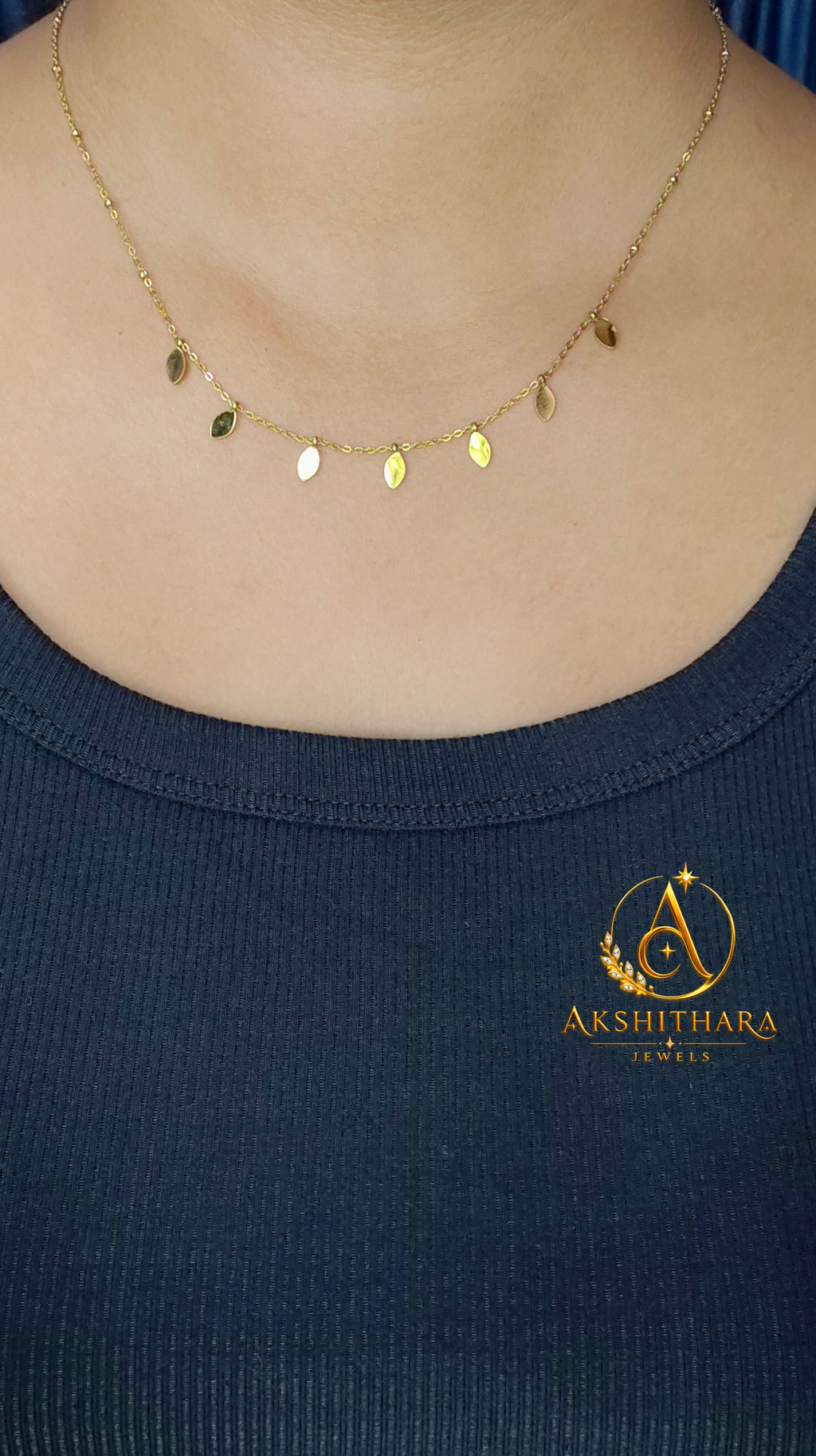 Golden vine necklace
