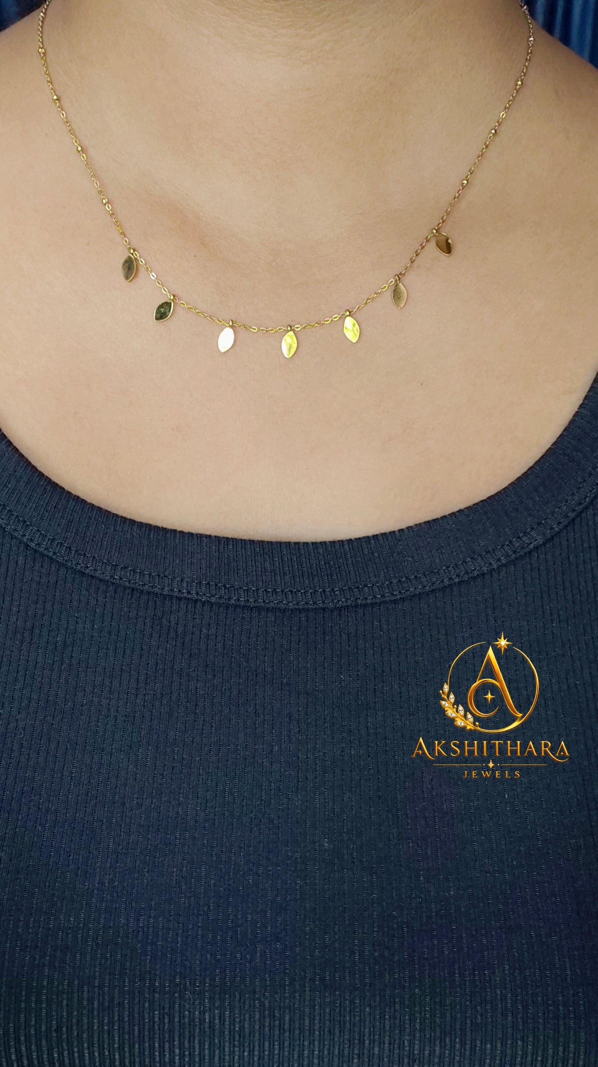 Golden vine necklace