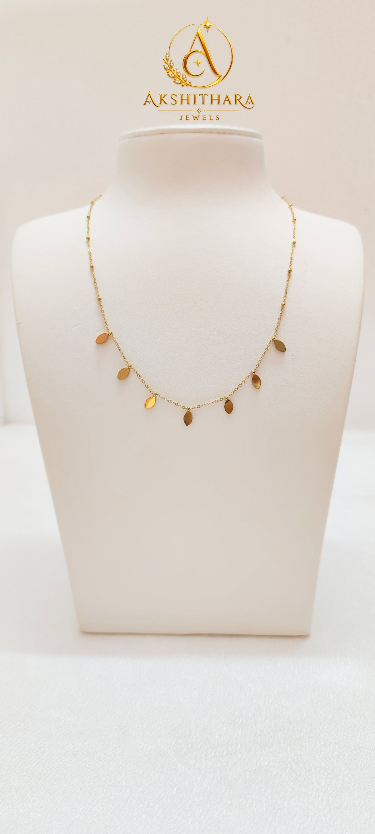 Golden vine necklace