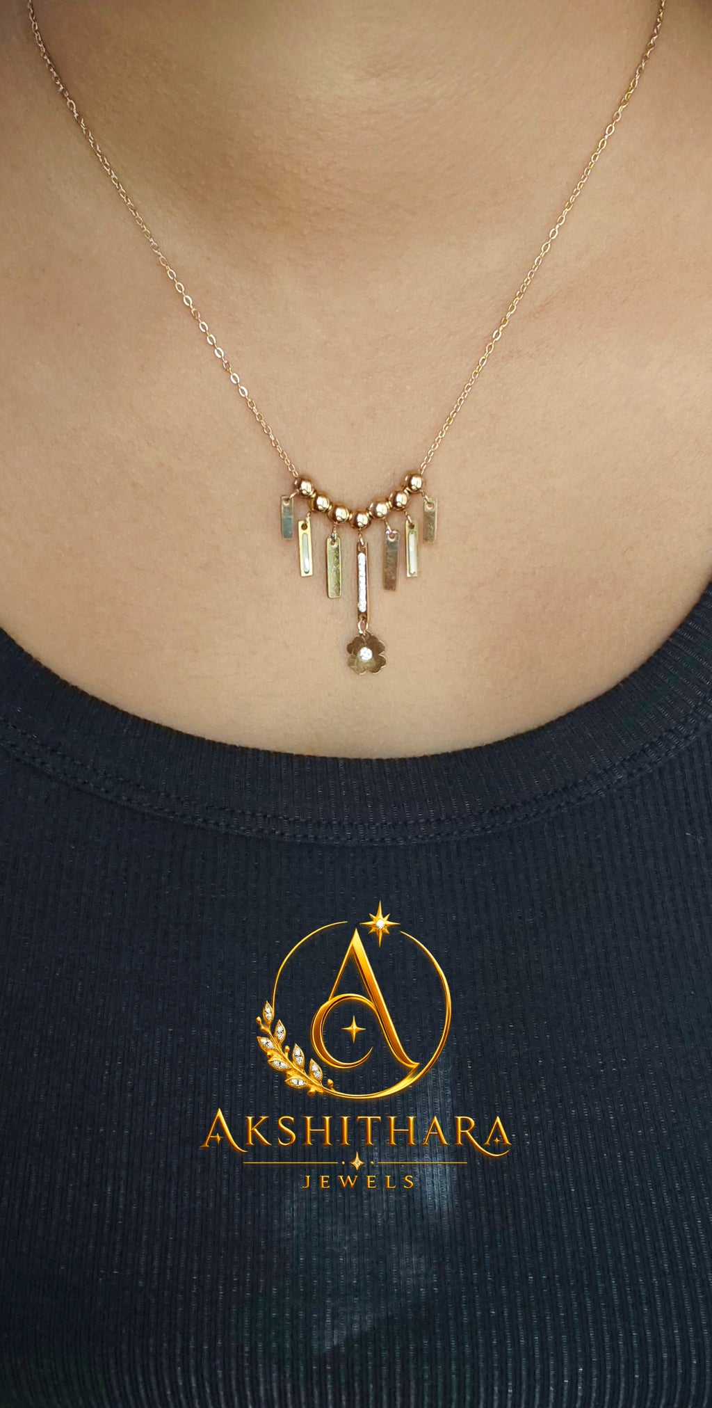 Daisy Charm Necklace