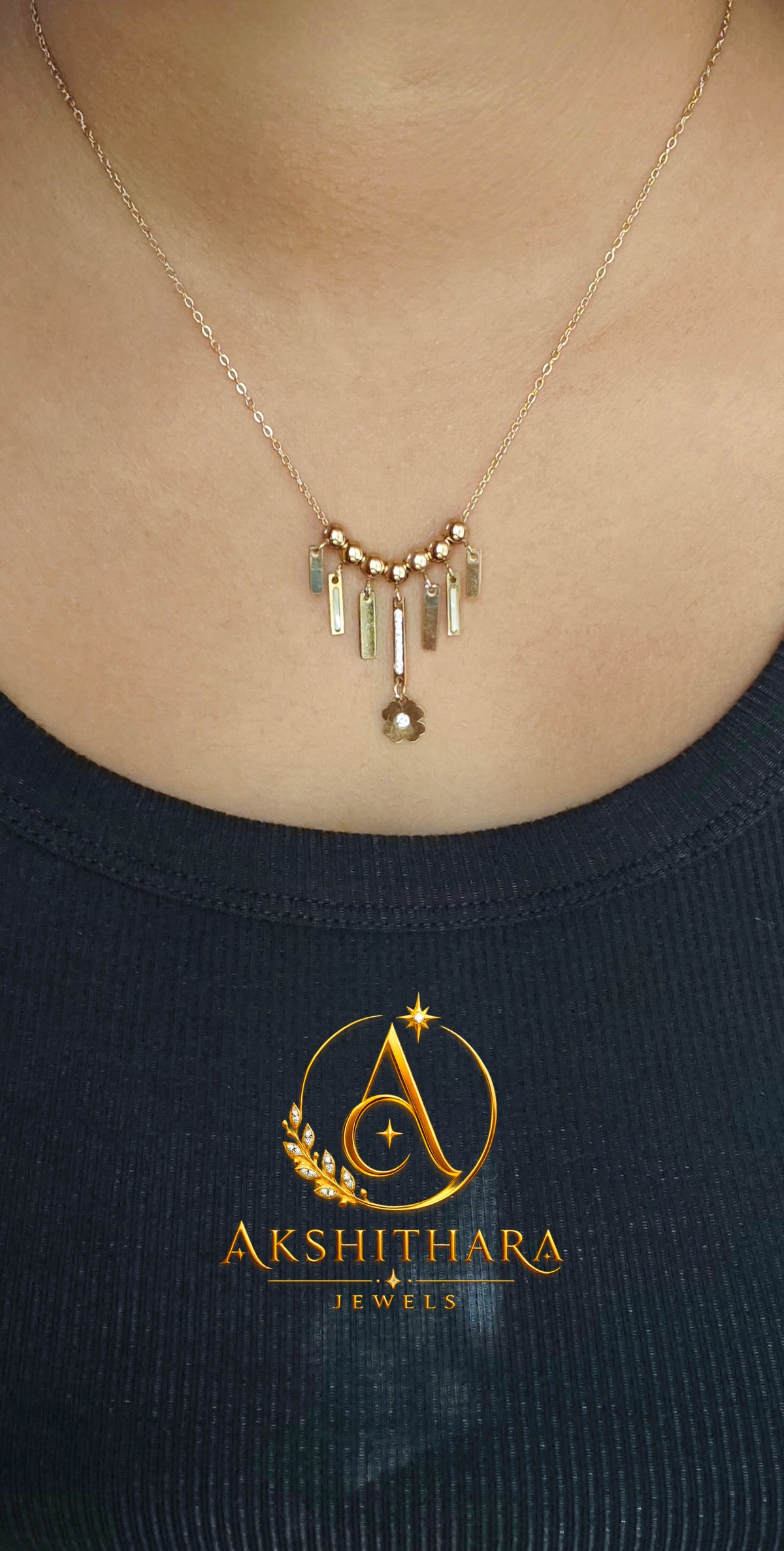 Daisy Charm Necklace