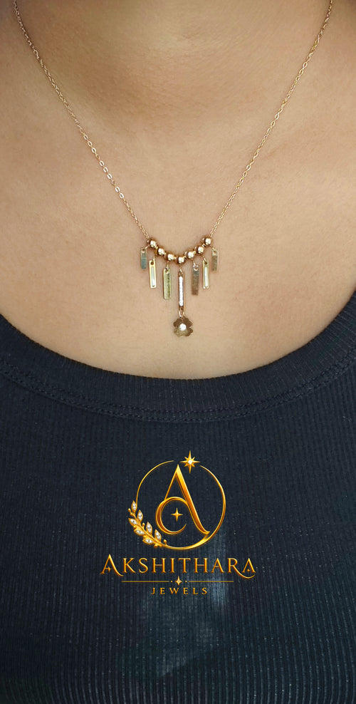 Daisy Charm Necklace