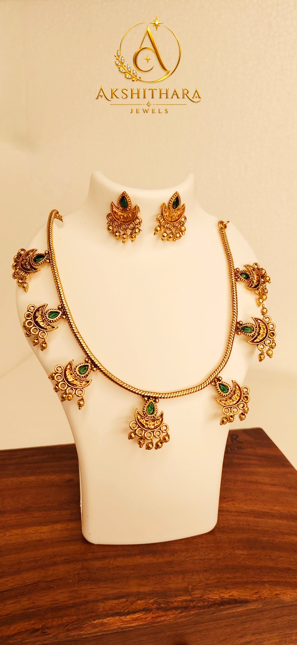 Chaandhbali Necklace Set