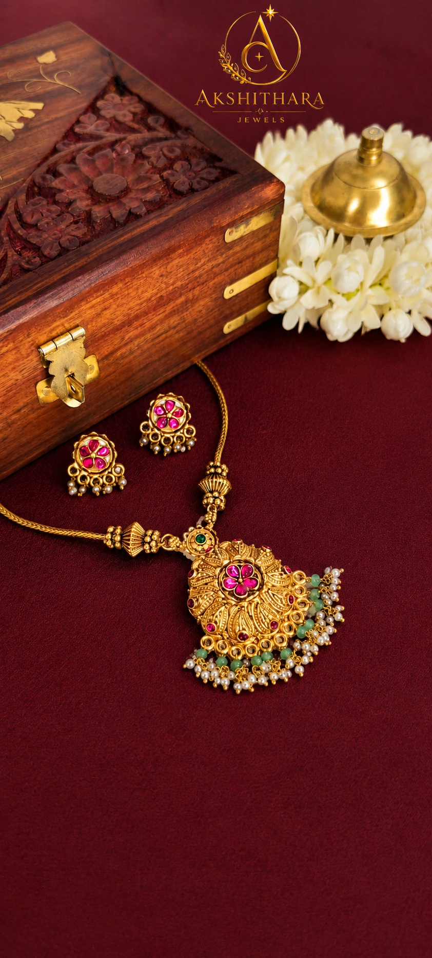 Non-Idol Pendant Short Haram Set
