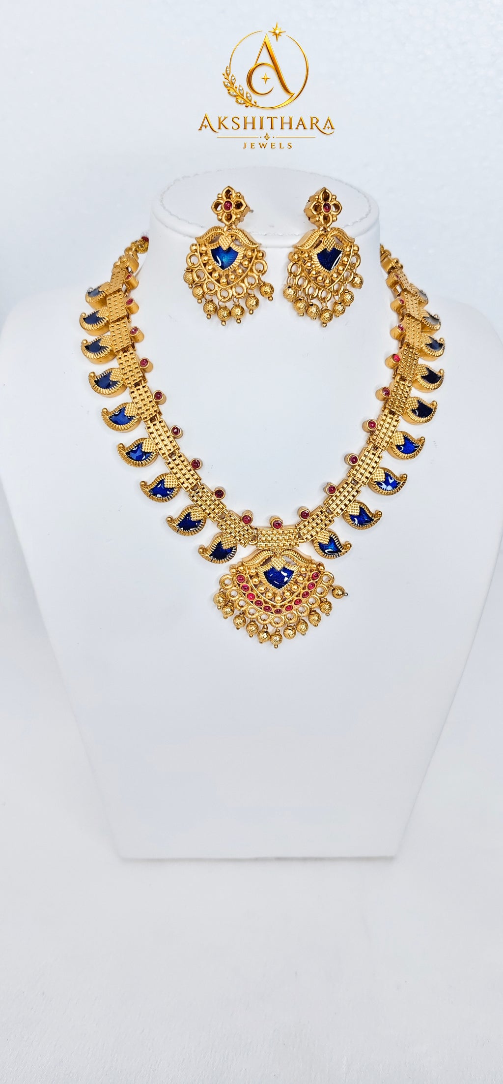 Matte Finish Blue Palakka Mango Necklace Set