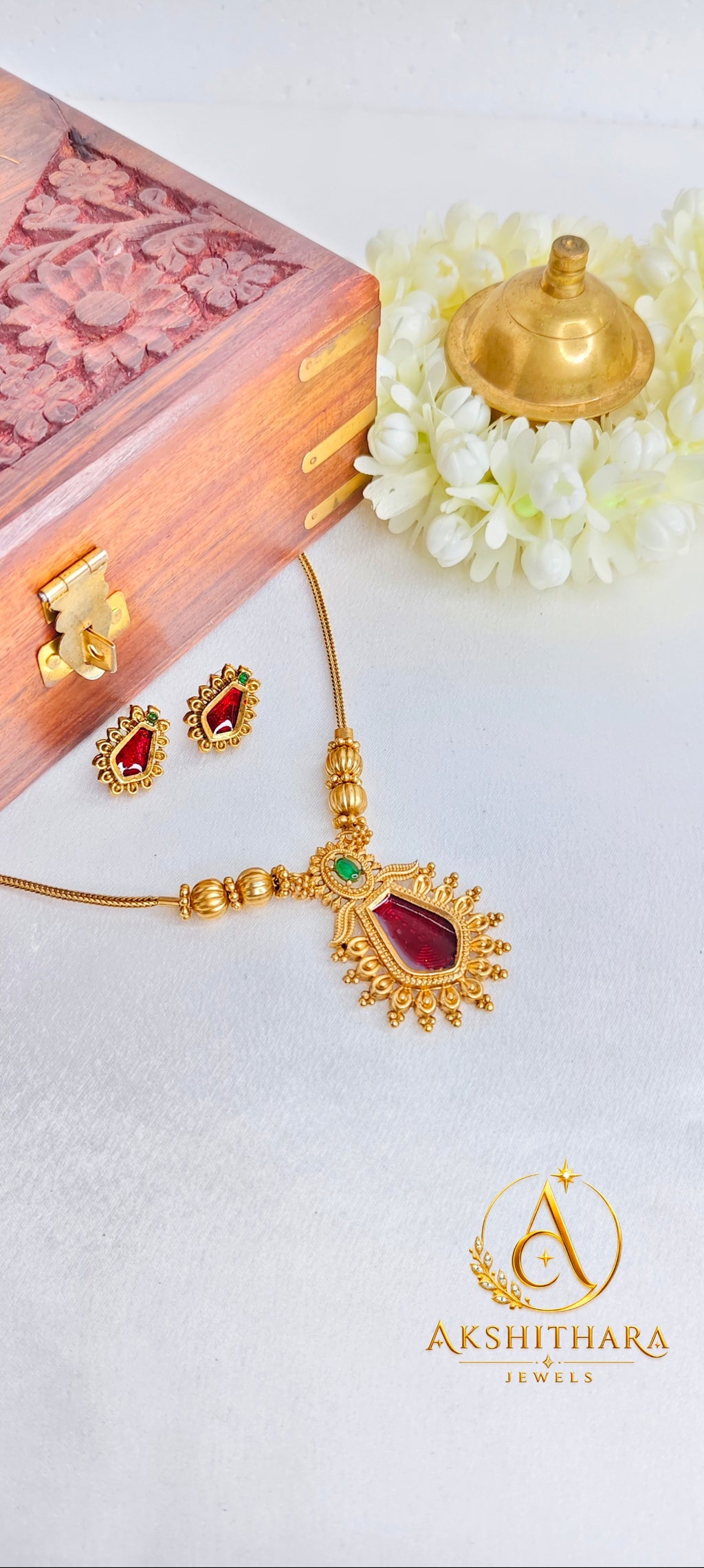 Maroon Nagapadam  Pendant Short Haram Set