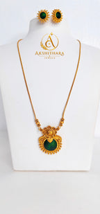 Palakka Pendant Short Haram