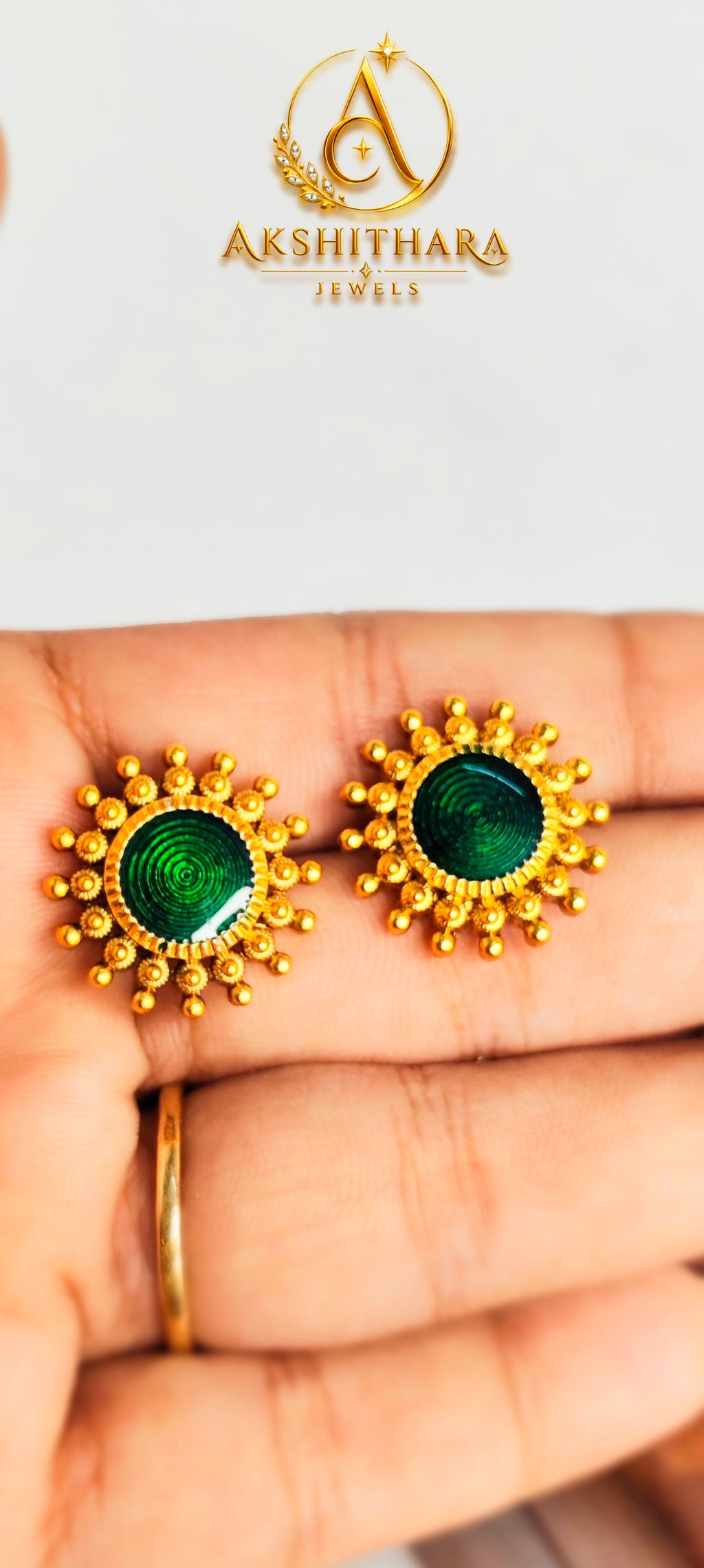 Palakka Pendant Short Haram