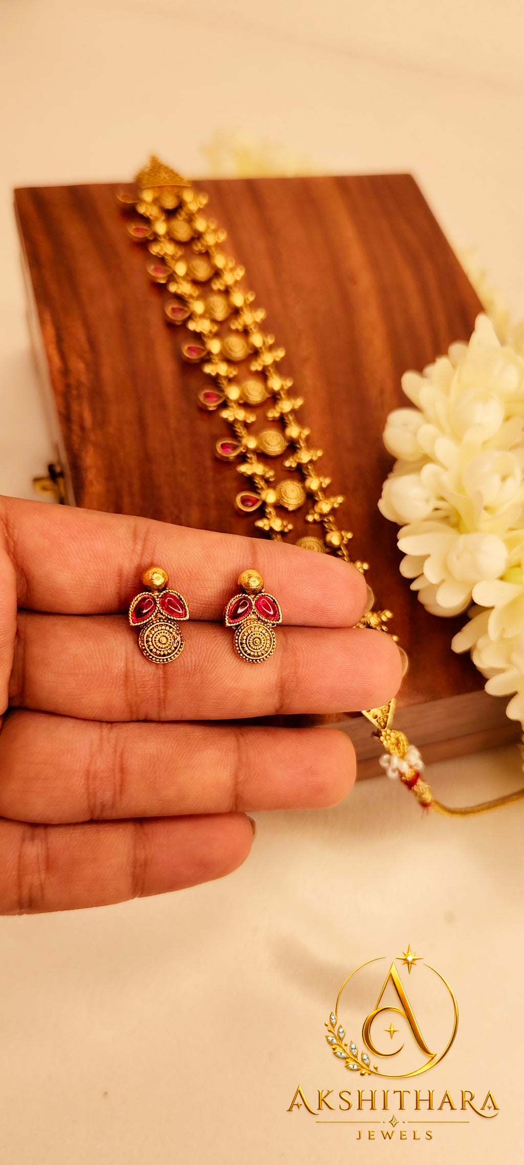 Antique Aarohi Choker