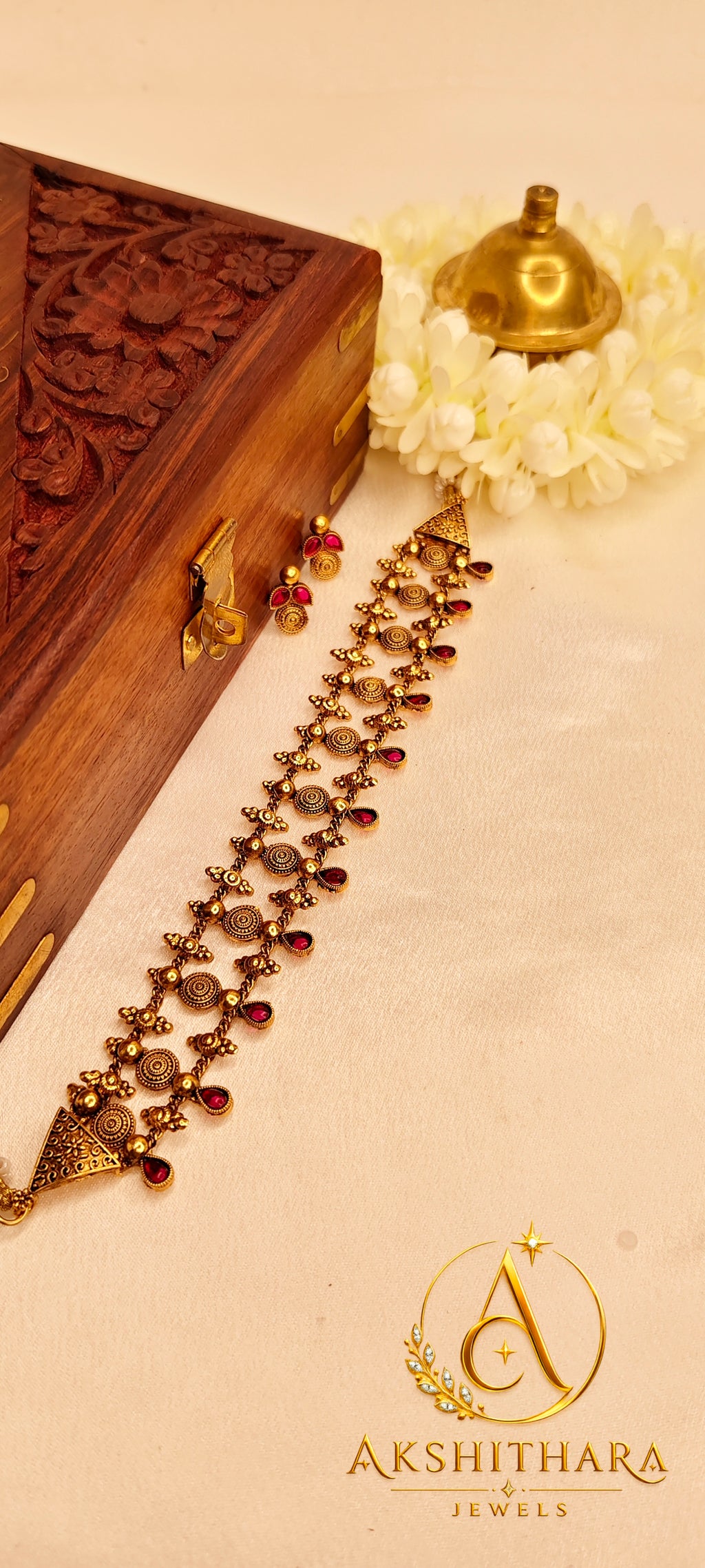 Antique Aarohi Choker