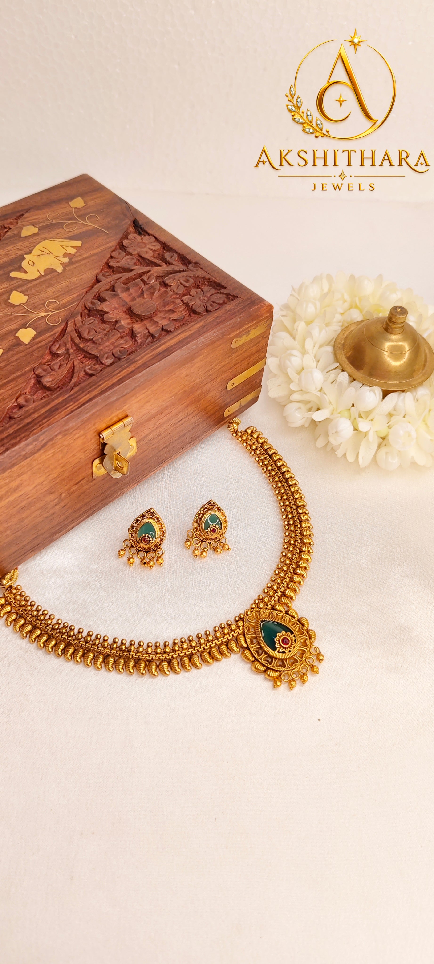 Meenakshi Necklace